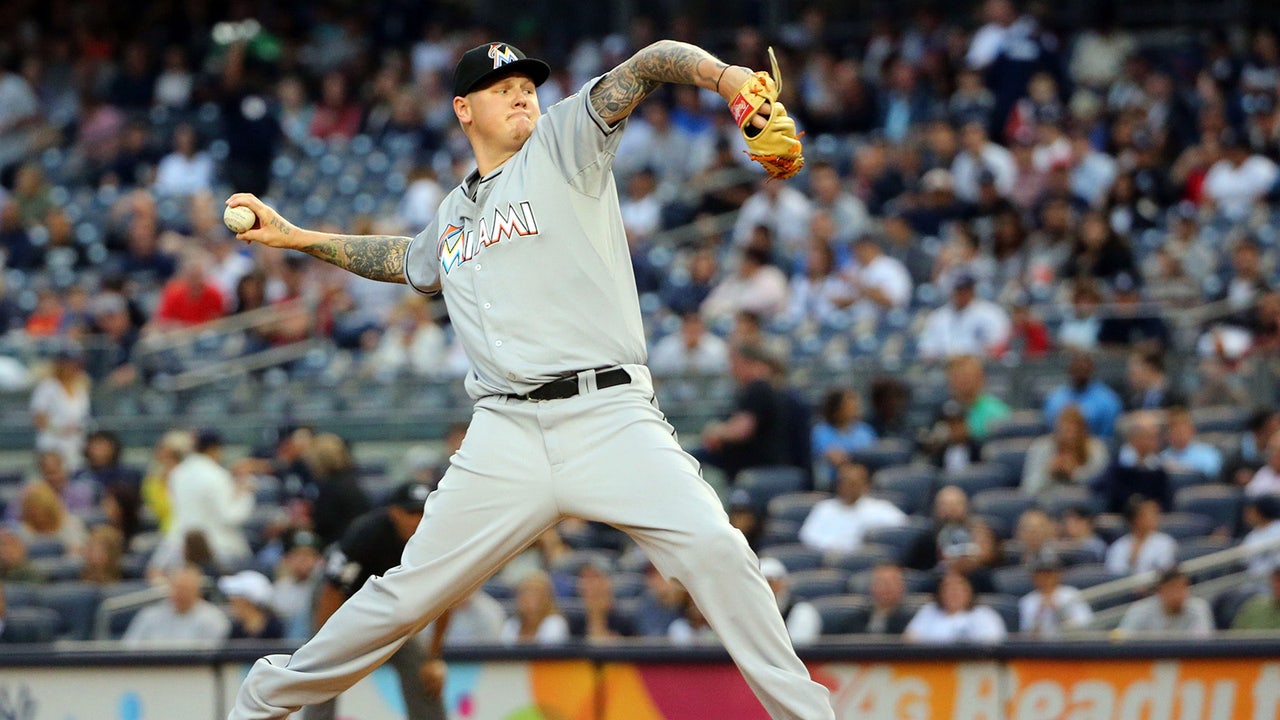 Yankees defeat Marlins to complete two-game sweep